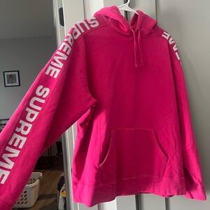 Supreme Metallic Rib Hooded Sweatshirt Fuschia